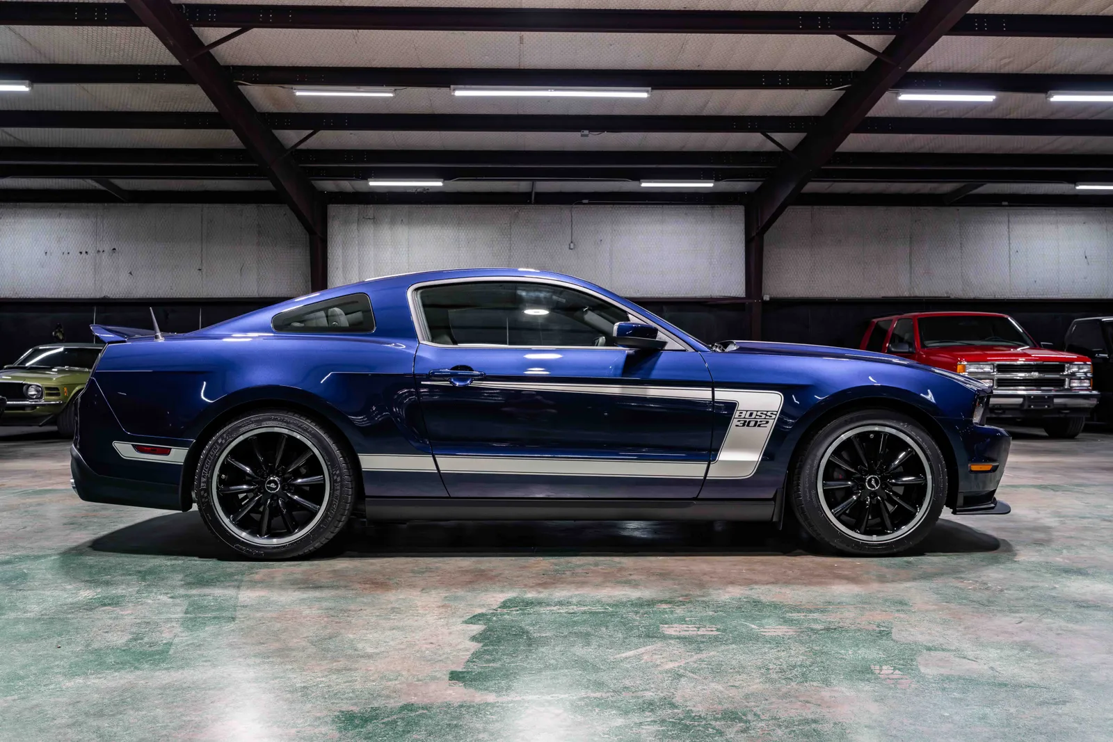5_ 2012-Ford-Boss 302-Kona Blue Metallic-2462614.jpg